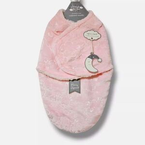 Sweet‎ Baby Girl Swaddle Blankie Pink 0-3 Months "Amongst The Clouds"
